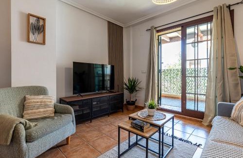 Roda Apartment | Casa Rexola con balcón para 7 viajeros con piscina comunitaria