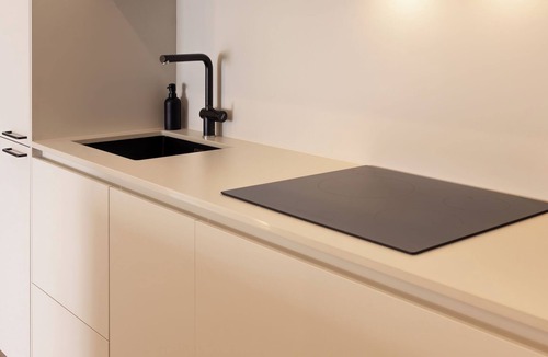 Villaverde Apartment | Casa Rio - Beautiful Blend of Comfort and Modern Design