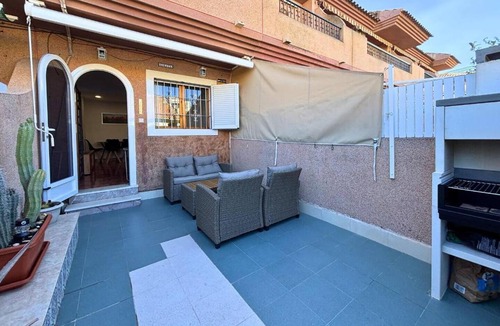 Lo Pagan House | Casa Rio Sena by Rental Hero