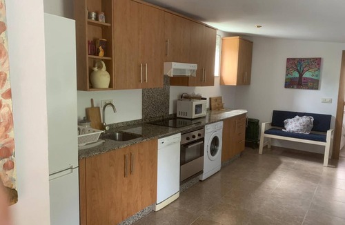 Carcacia Cottage | CASA ROMEO housing in typical Galician architecture