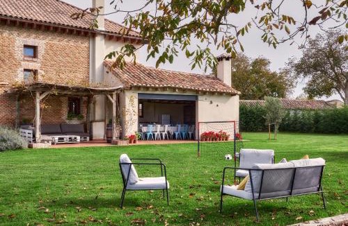 Villaturde Villa | Casa Rural Nogalia