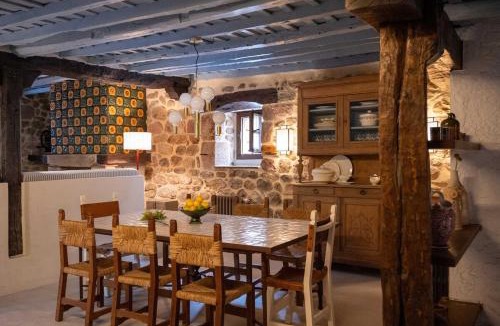 Cos Villa | Casa Rural a 15 min de Comillas
