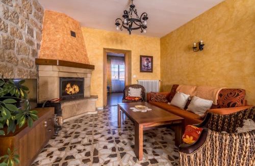 Canicosa de la Sierra House | Casa Rural Bocanegra