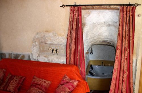 Alcala del Jucar Apartment | Casa Rural con Jacuzzi Paraíso del Júcar