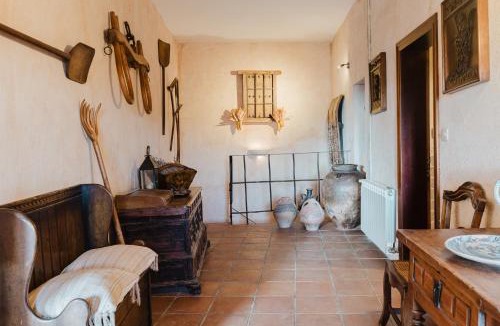 Pals House | Casa rural con jacuzzi en centro histórico de Pals