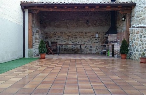 Bernuy de Porreros Cottage | Casa Rural El Choricero for 8/10 people