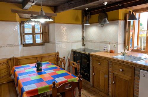 Boca de Huergano House | Casa Rural La Costurera