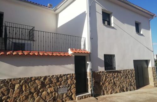 Peraleda de San Roman House | Casa Rural Feymar