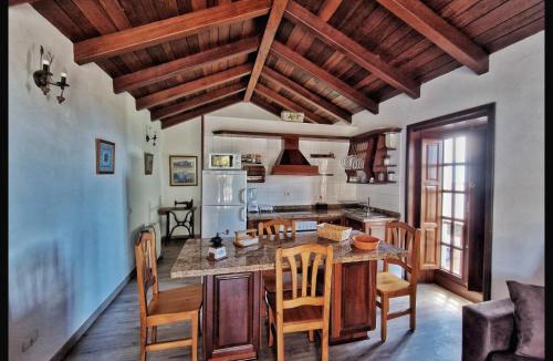 Isora House | Casa Rural Faustina