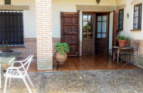 Aldeanueva de Barbarroya House | Casa Rural La Era