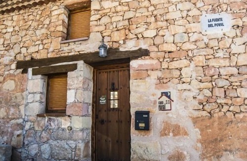 Caballar Cottage | Casa Rural La Fuente del Poval for 8 people