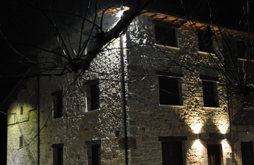 Valmala House | Casa Rural LA Genciana