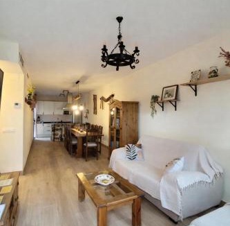 Consuegra House | Casa Rural Los Abuelos Tarines