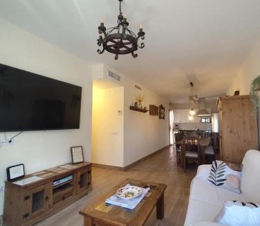 Consuegra House | Casa Rural Los Abuelos Tarines