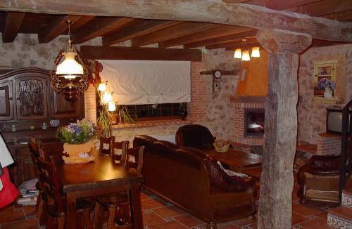 Mata de Quintanar House | Casa Rural Pincherres
