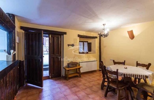 Albendiego House | Casa Rural Santa Coloma