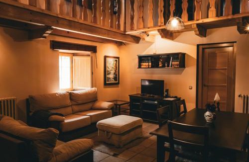Cuevas de Vinayo House | Casa Rural Sensaciones 3 dormitorios con jardin