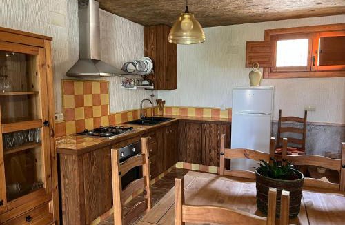 Elche De La Sierra Ski Chalet | Casa Rural - Vivienda Yunque