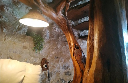 Enroig House | Casa Rustic Oh