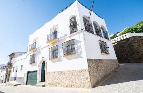 Segura de Leon Villa | Casa Segunda