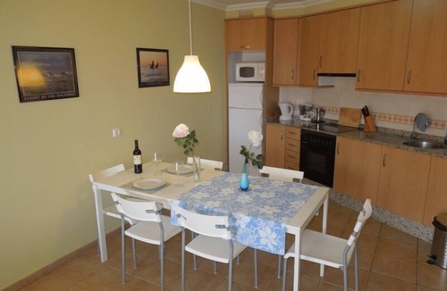 Granadilla de Abona Apartment | Casa Soleada close to sea + beach, 2 pools, terrace, sea views,TV, Wifi