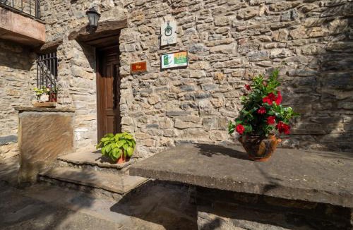 Almazorre Apartment | Casa Trallero