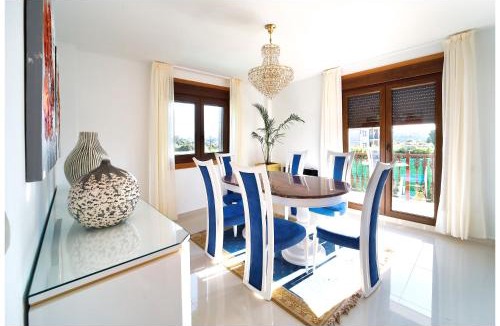 Caldas de Reis House | Casa Victoria garden con Jacuzzi y piscina