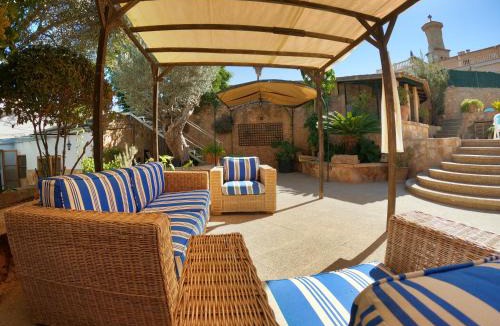 Sant Jordi House | Casa Villa Maria