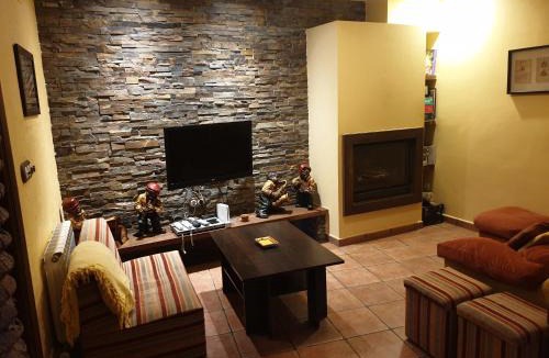 Quintanilla del Agua y Tordueles Apartment | casaruraltiarosa
