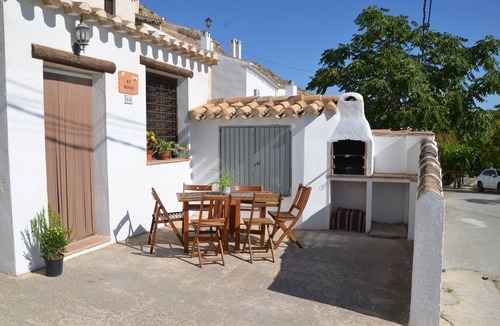 Galera House | Casas Cueva El Mirador de Galera for 7 people