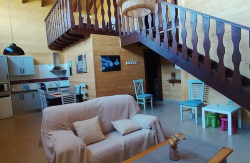 Yeste Cottage | Casas de Madera en las Montañas con Piscina y Barbacoa, en la Sierra del Segura