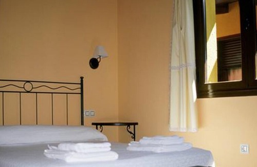 Casas del Monte Cabin | Casas Rurales Manolo, House 9