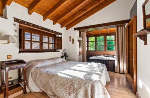 Quiros House | Casas rurales Valle de Bueida, jacuzzi solo en las casas el El Palacio y Viscárcel