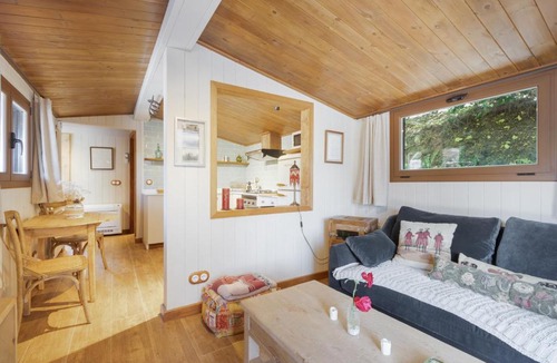 Solsona House | Casita de las Cuadras