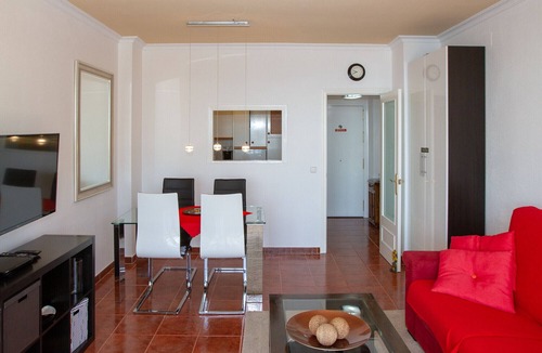 Torremolinos Apartment | Castillo Santa Clara Torremolinos - Elevator directly to the beach
