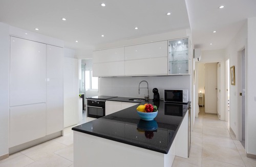 Raval Roig Apartment | Castle and Beach by Fidalsa