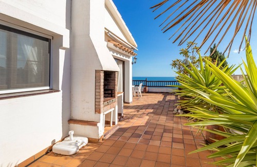 Llanca Apartment | Cau del Llop 77 Apartment with terrace and views