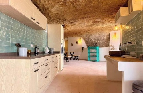 El Rincon Cottage | Cave with heated indoor pool and garden
