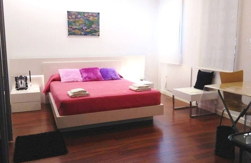 Tarrega House | CENTRAL AND MODERN ACCOMMODATION
