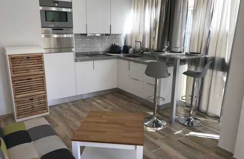 San Anton Apartment | Central apartment, fully renovated, sunny balcony and free bicycles