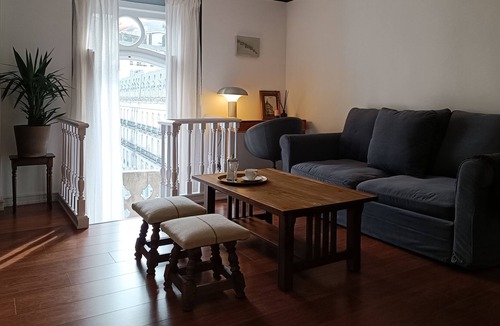 Maria Auxiliadora Apartment | CENTRAL APARTMENT-SUITE IN THE OLD GRAND HOTEL OF VIGO