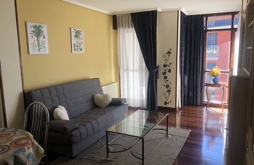 Colindres Apartment | Central apartment with two terraces next to Laredo and its beaches