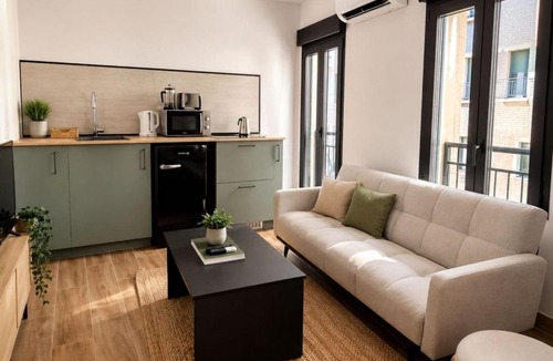 Guindalera Apartment | Central Haven near Ventas