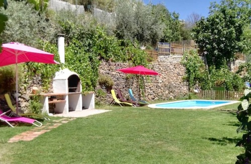 Guejar Sierra Ski Chalet | Chalet "Almez de Lúa" with Mountain View, Private Pool & Wi-Fi