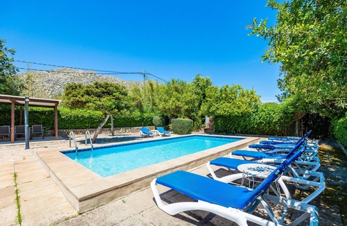 Pollensa Ski Chalet | Chalet Cana Can with Mountain View, Pool, Wi-Fi & Terrace