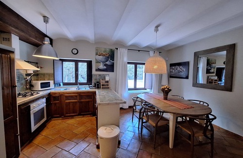Las Nogueras House | Chalet 'El Pinar De La Lobera' with Mountain View, Shared Pool and Wi-Fi