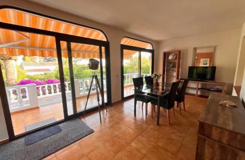 Binixiquer Ski Chalet | Chalet familiar con piscina en Binixica