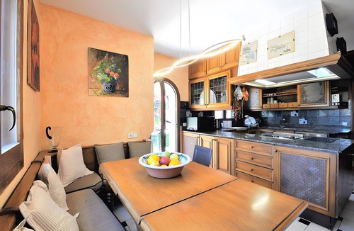 Andraitx Ski Chalet | Chalet 'La Perla Negra' with Private Pool, Private Garden and Wi-Fi