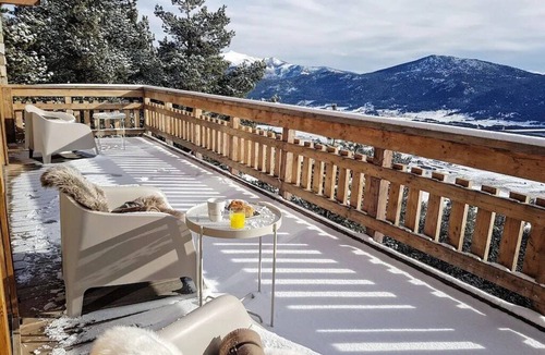 Les Angles Ski Chalet | Chalet with spa/heated pool, lake view, ski-in/ski-out access, fire pit, 5-star rating