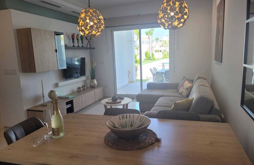 Quesada Apartment | Charming 3-bedroom apartment with AC, WiFi in soothing Quesada